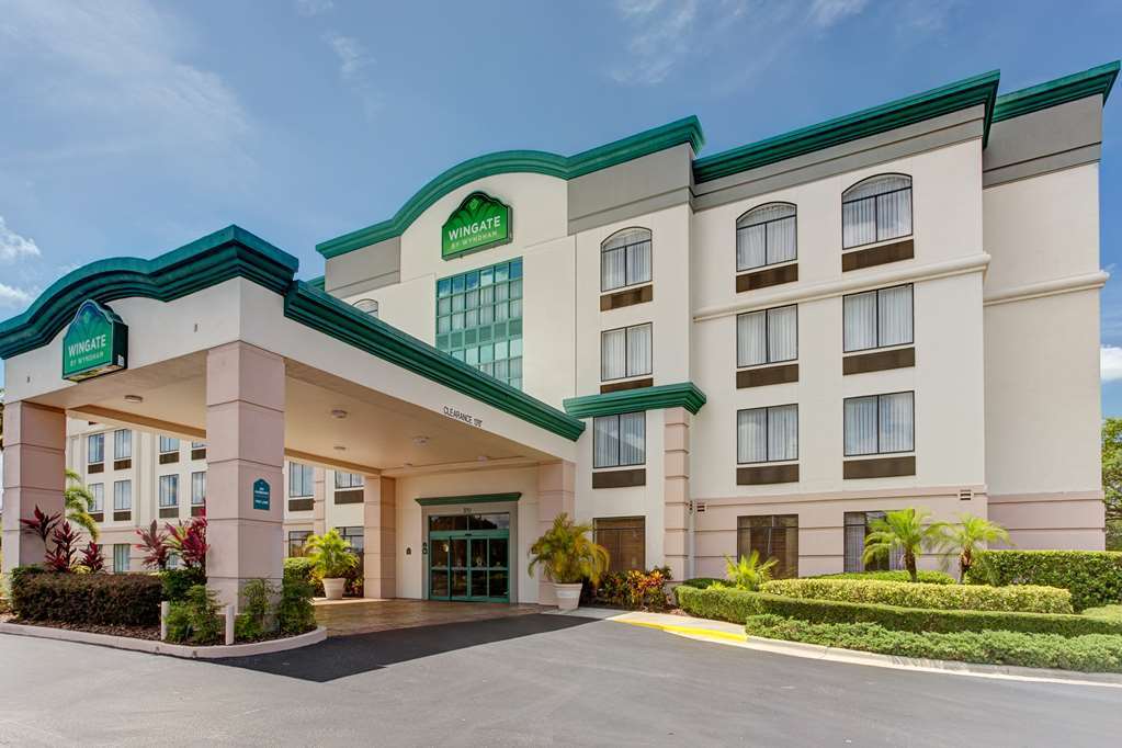 Holiday Inn - Tampa North By Ihg Exterior photo