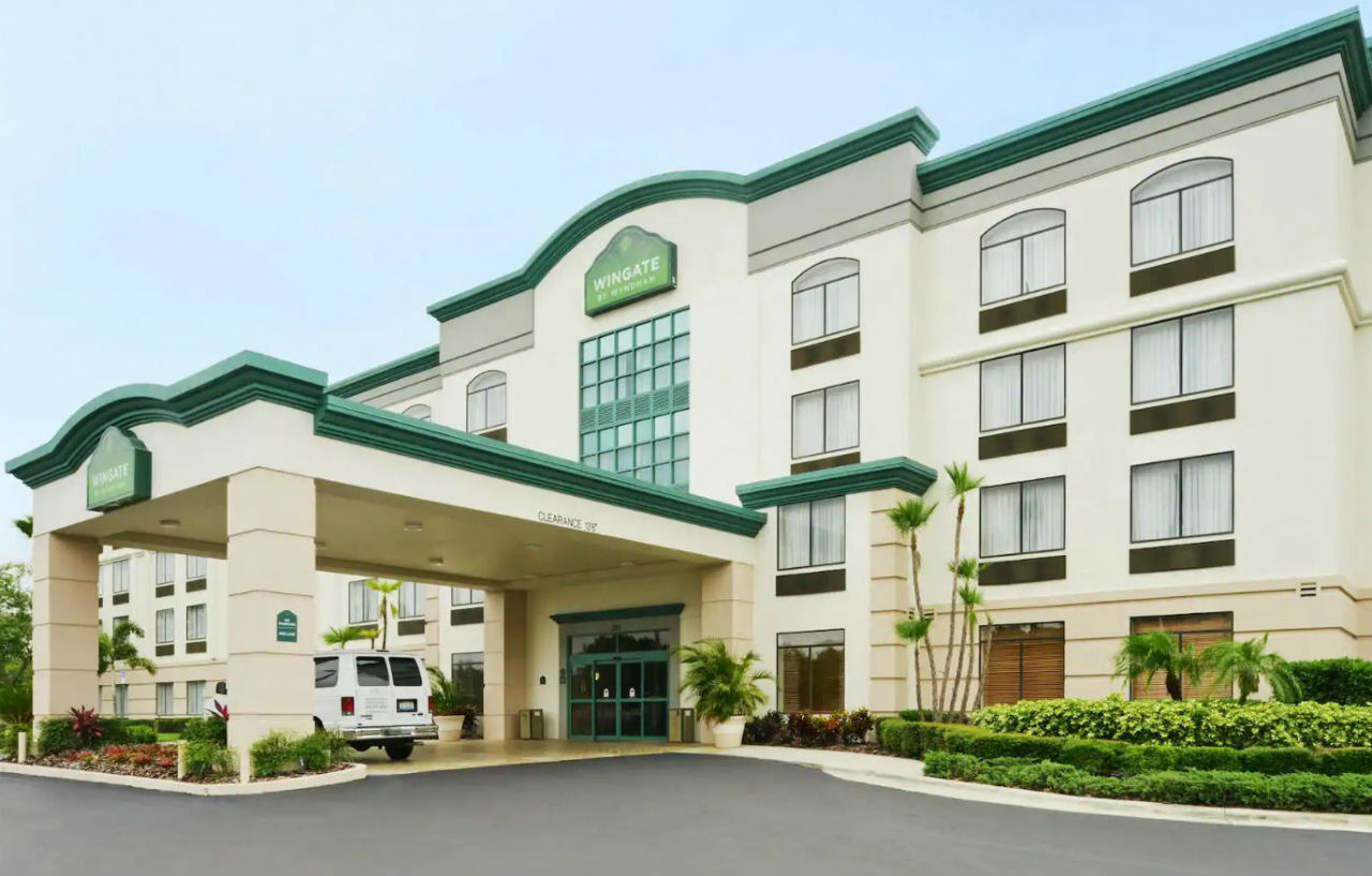 Holiday Inn - Tampa North By Ihg Exterior photo